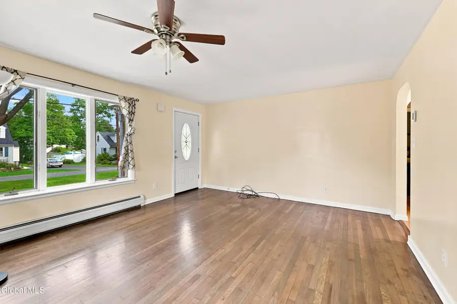 77 Willow Street, Guilderland, NY 12084 - #3