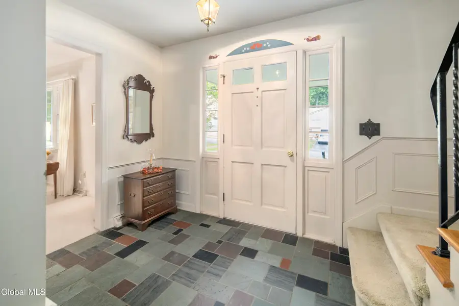 2284 Pinehaven Drive, Niskayuna, NY 12309 - #3