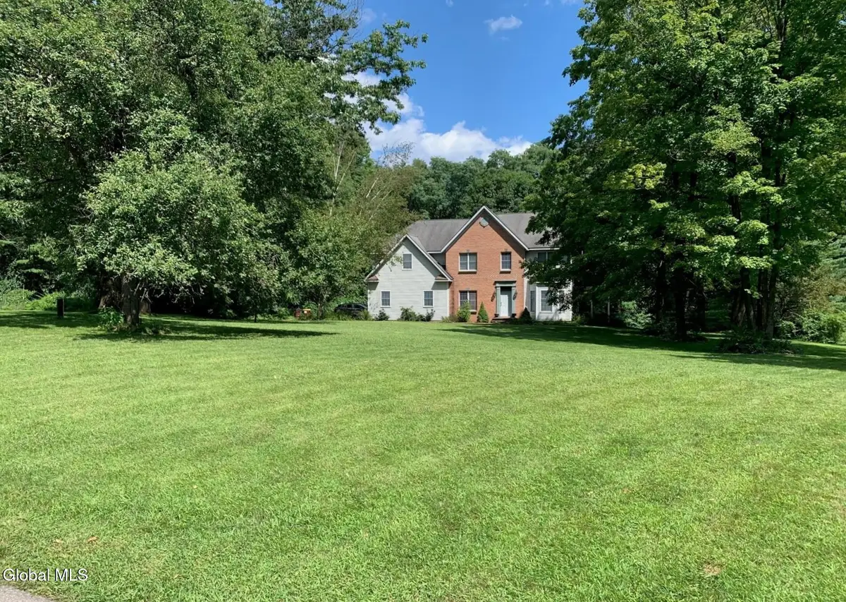 5 King James Court, Saratoga Springs, NY 12866 - #1