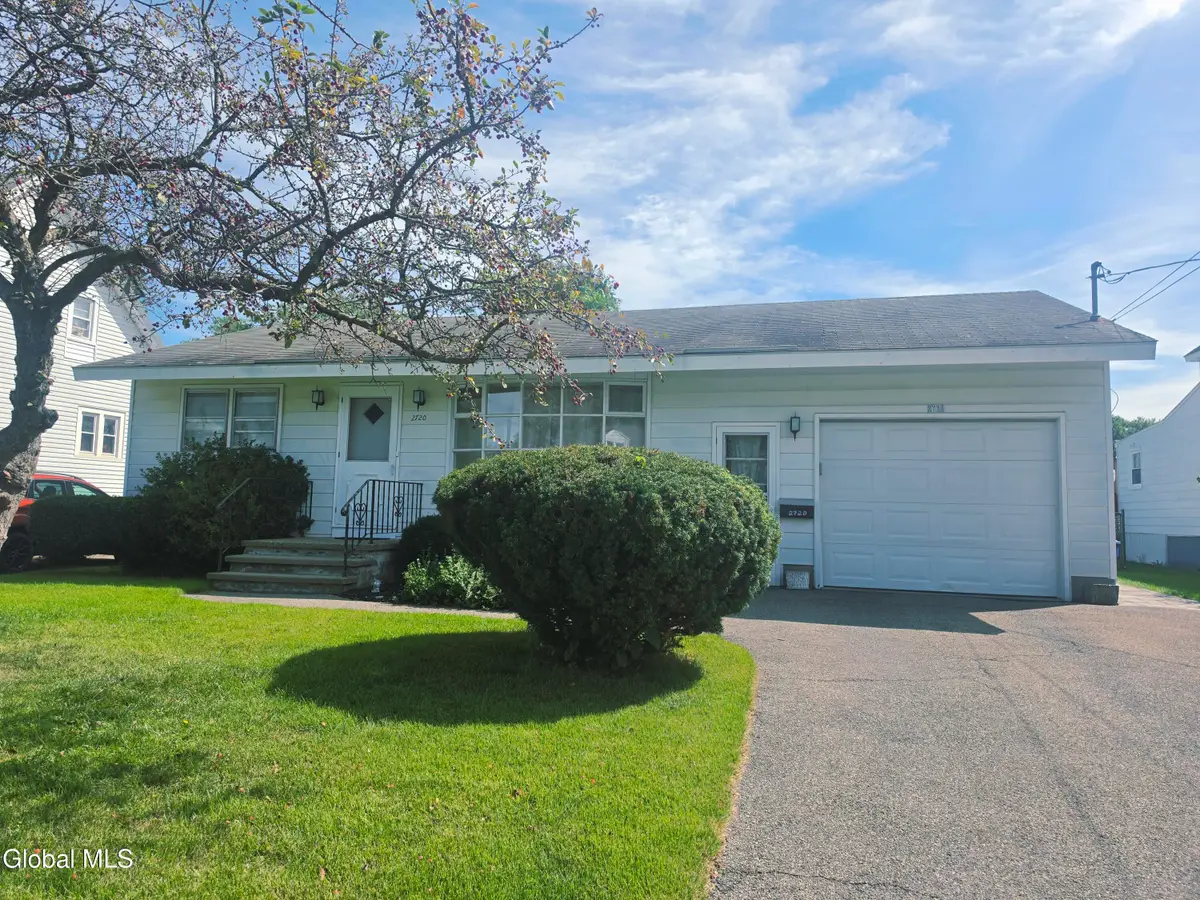 2720 Van Dyke Avenue, Rotterdam, NY 12306 - #1