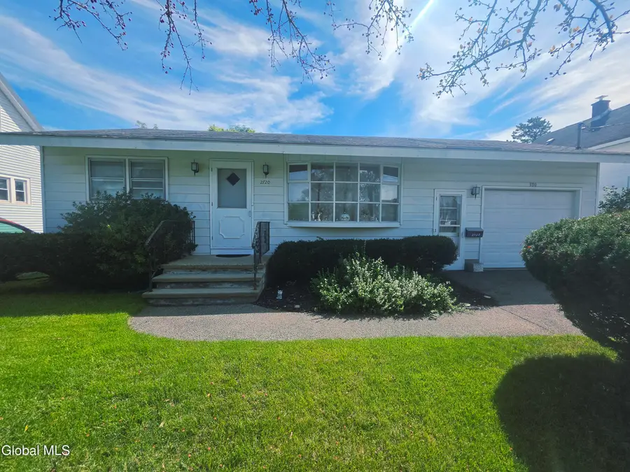2720 Van Dyke Avenue, Rotterdam, NY 12306 - #3