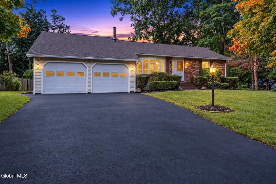 132 Sylvia Lane, Rotterdam, NY 12306 - #2
