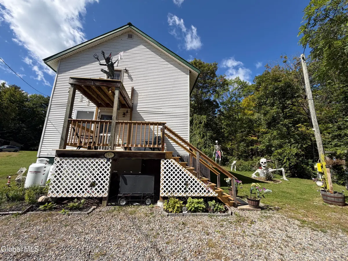2521 Nys Route 9n, Crown Point, NY 12928 - #1