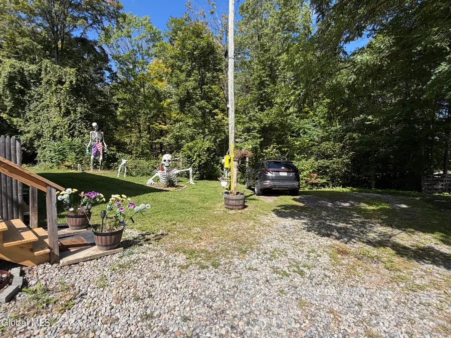 2521 Nys Route 9n, Crown Point, NY 12928 - #3