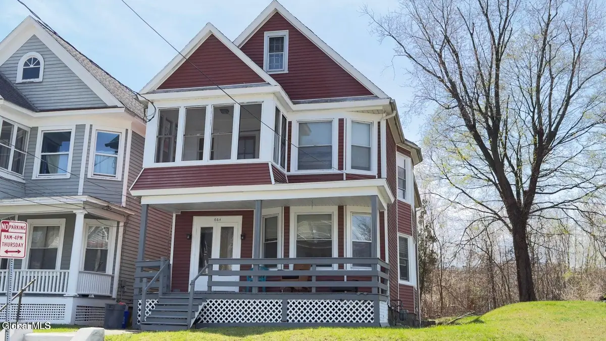 664 Myrtle Avenue, Albany, NY 12208 - #1