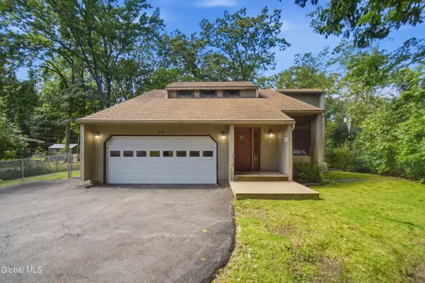 20 W Skyview Drive, Cohoes, NY 12047