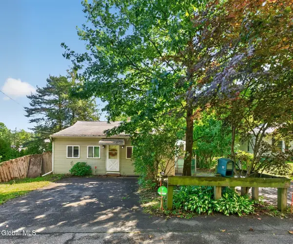 127 Dunsbach Ferry Road, Colonie, NY 12047