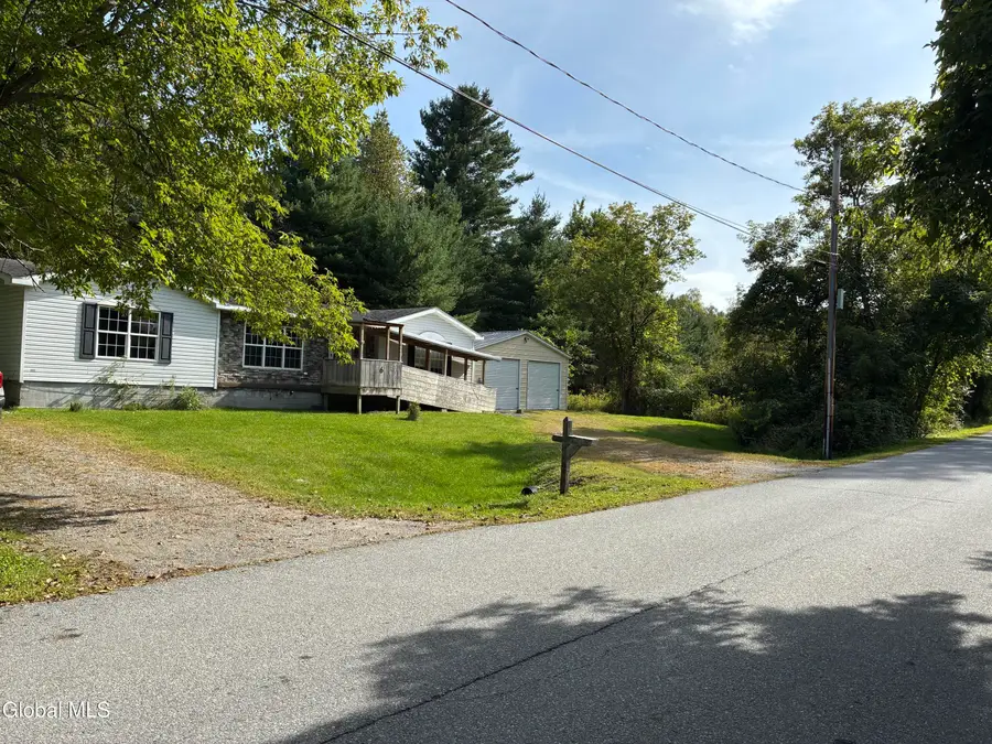 6 White Street, Hoosick Falls, NY 12090 - #2