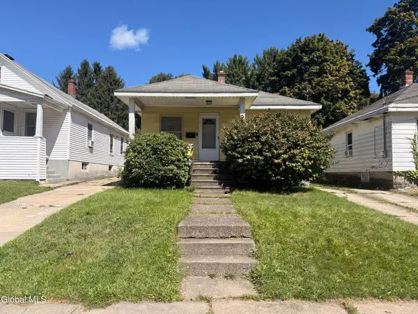 1017 Raymond Street, Schenectady, NY 12308