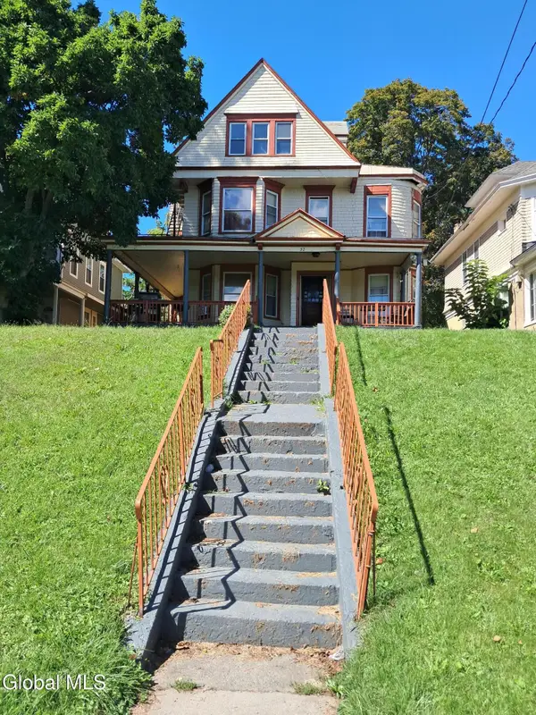 32 S Allen Street, Albany, NY 12208