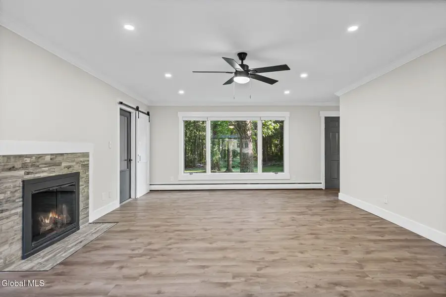 3 Linda Lane, Colonie, NY 12309 - #2