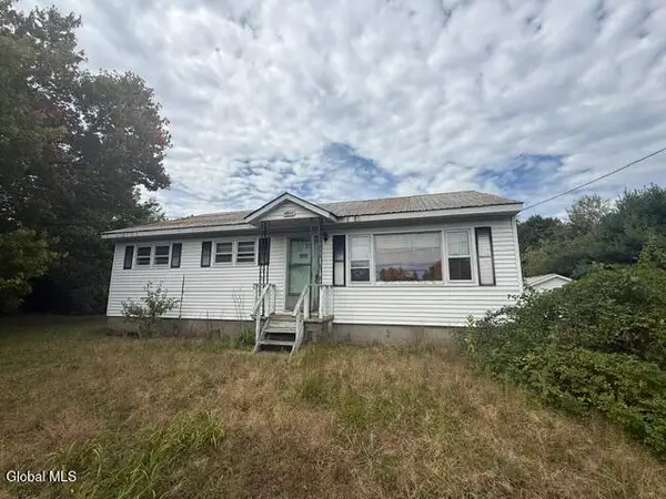4866 Route 9n, Corinth, NY 12822
