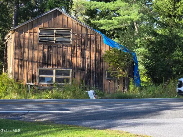 5956 New York 81, Greenville, NY 12083