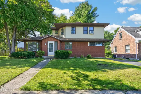 6 John David Lane, Albany, NY 12208