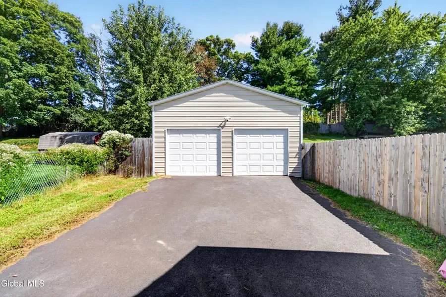 10 Kitty Lane, East Greenbush, NY 12144 - #2