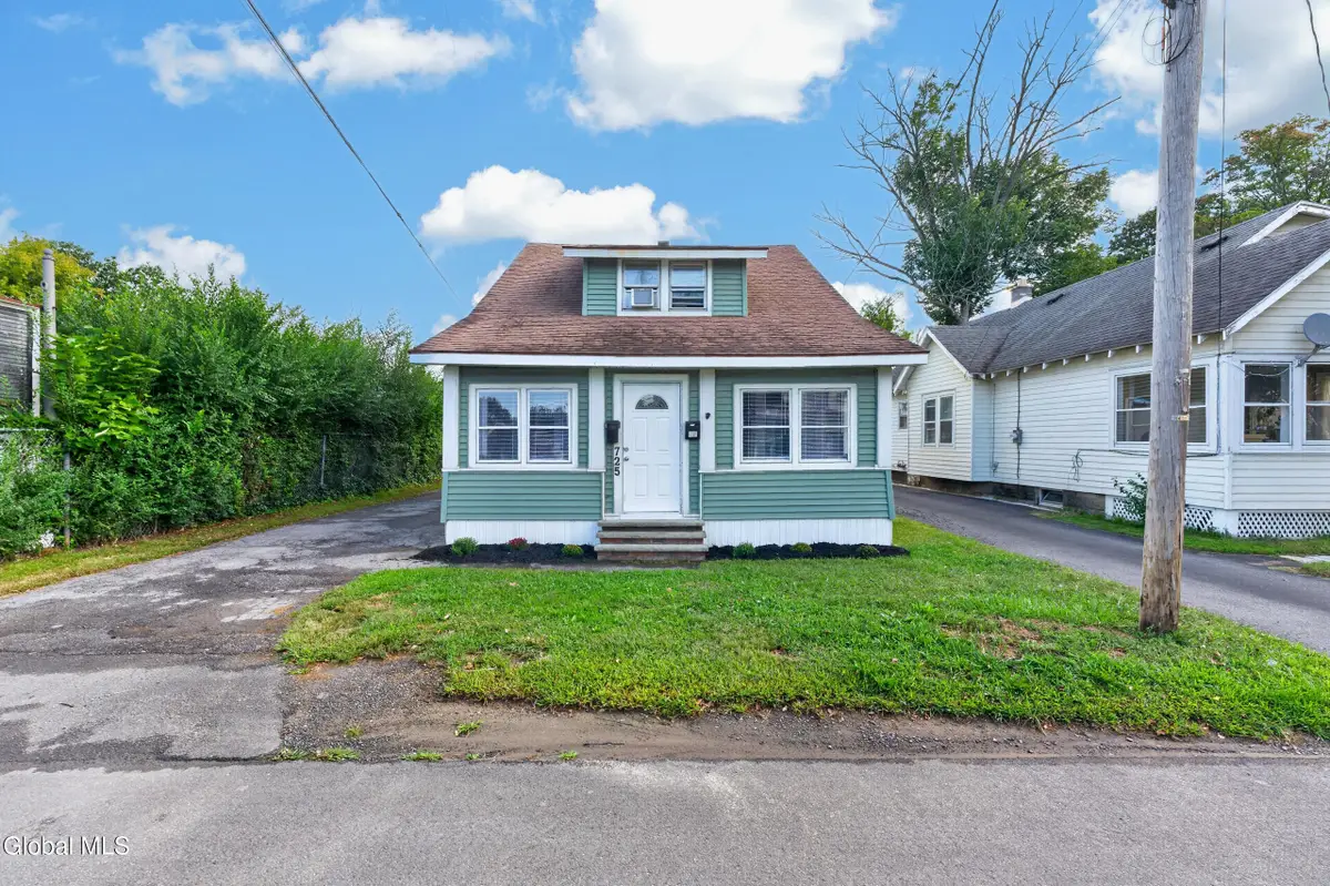 725 Curry Road, Rotterdam, NY 12306 - #1