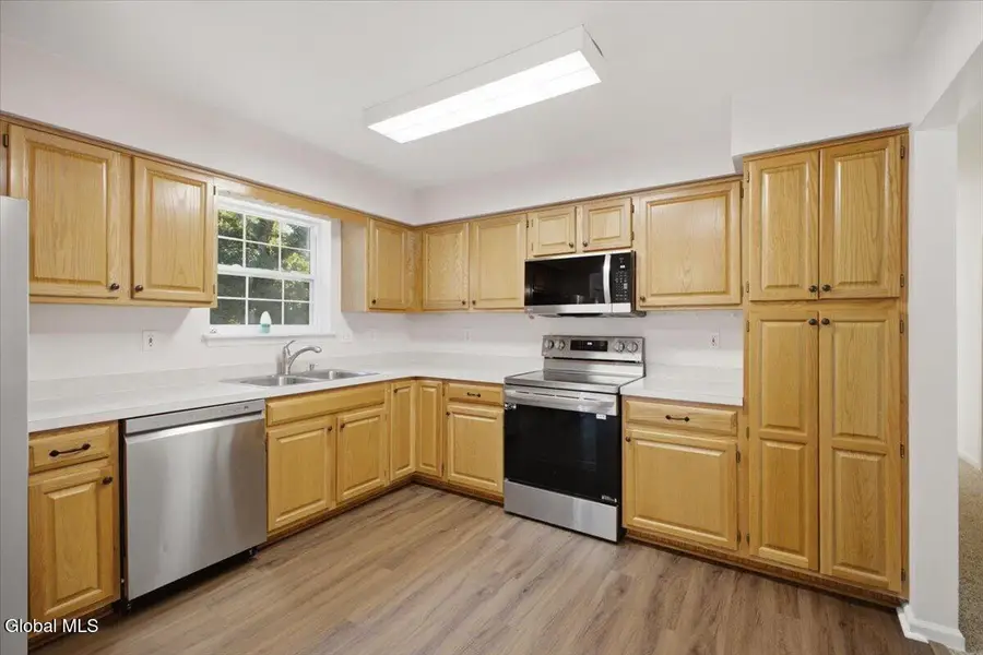 315 Consaul Road, Colonie, NY 12205 - #3