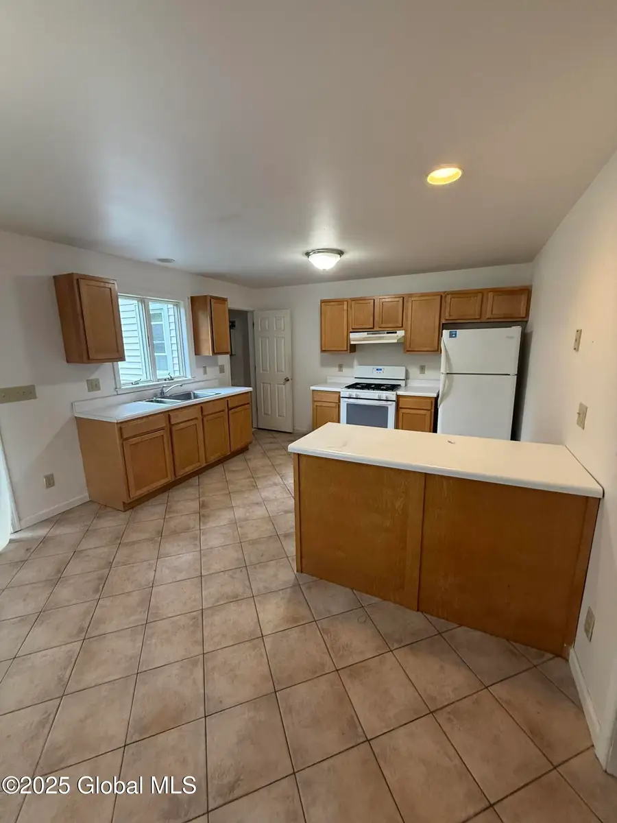 17 Lawnridge Avenue #17 & 19, Albany, NY 12208 - #3