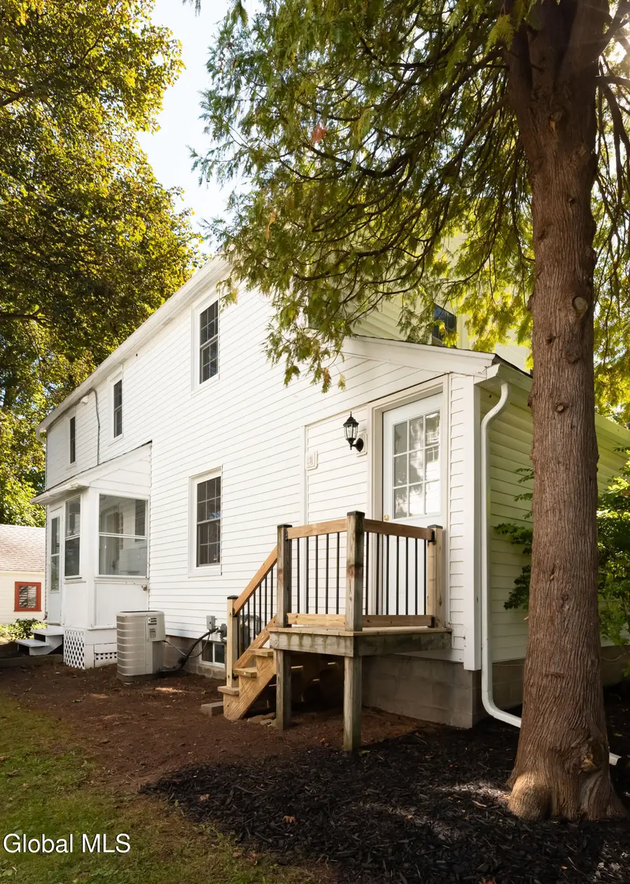 439 Wellington Road, Bethlehem, NY 12054 - #3