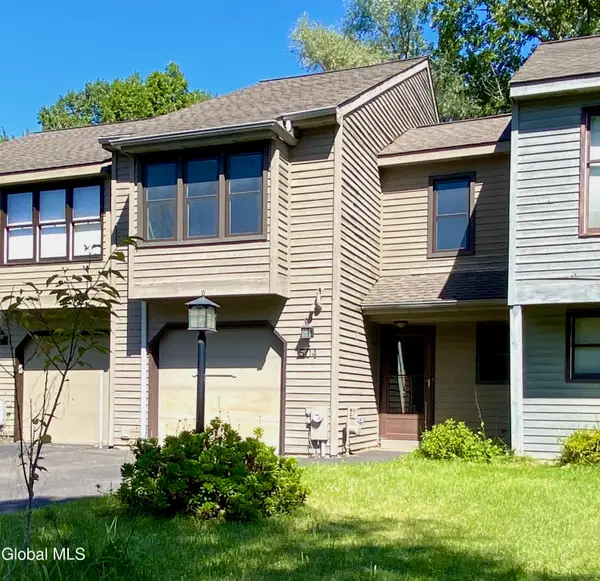 504 Townwood Drive, Guilderland, NY 12203