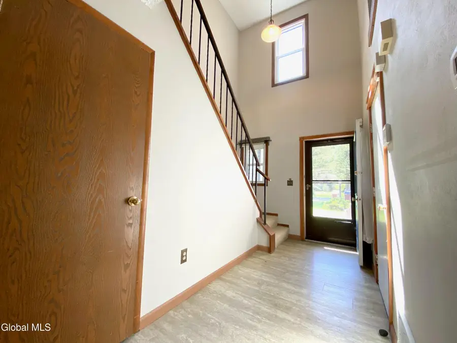 504 Townwood Drive, Guilderland, NY 12203 - #3