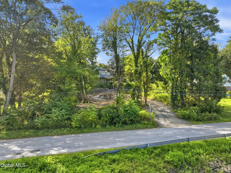 28 Crabapple Lane, Watervliet, NY 12189 - #2