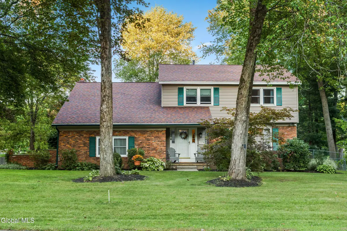 1270 Fox Hollow Road, Niskayuna, NY 12309 - #1
