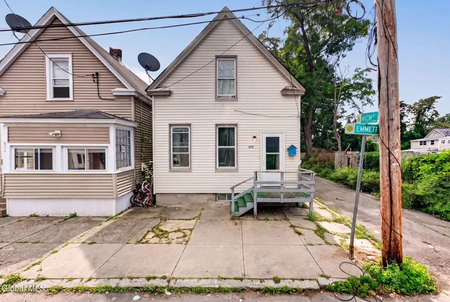800 Emmett Street, Schenectady, NY 12307 - #2