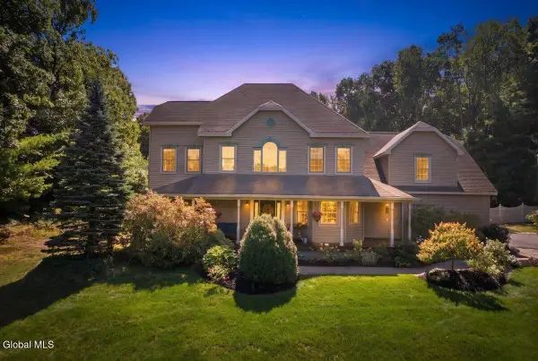7 Little Drive, Malta, NY 12020