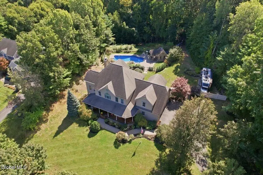 7 Little Drive, Malta, NY 12020 - #2