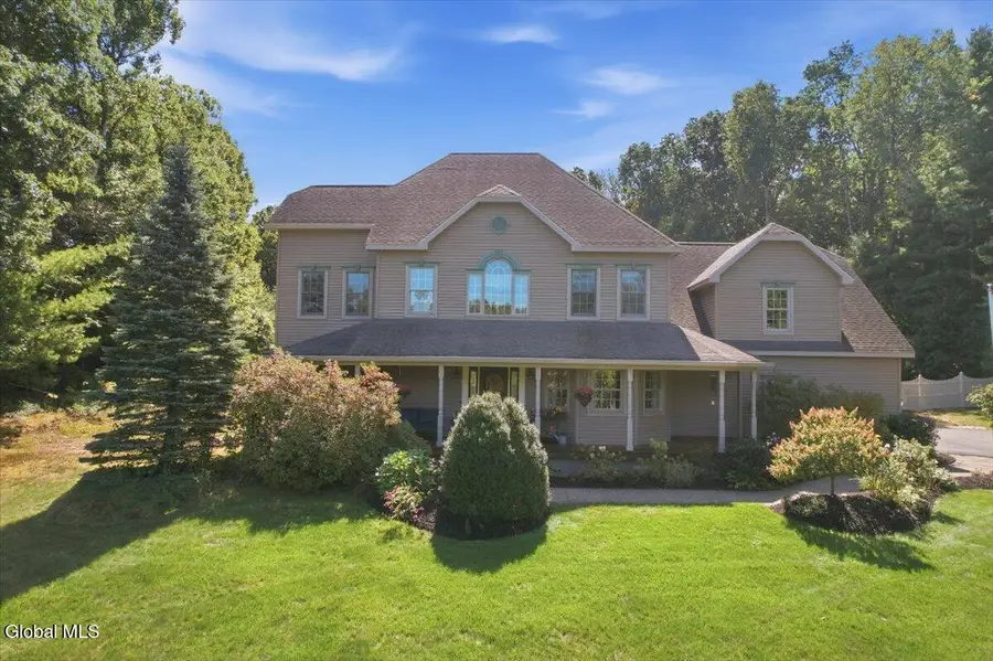 7 Little Drive, Malta, NY 12020 - #3