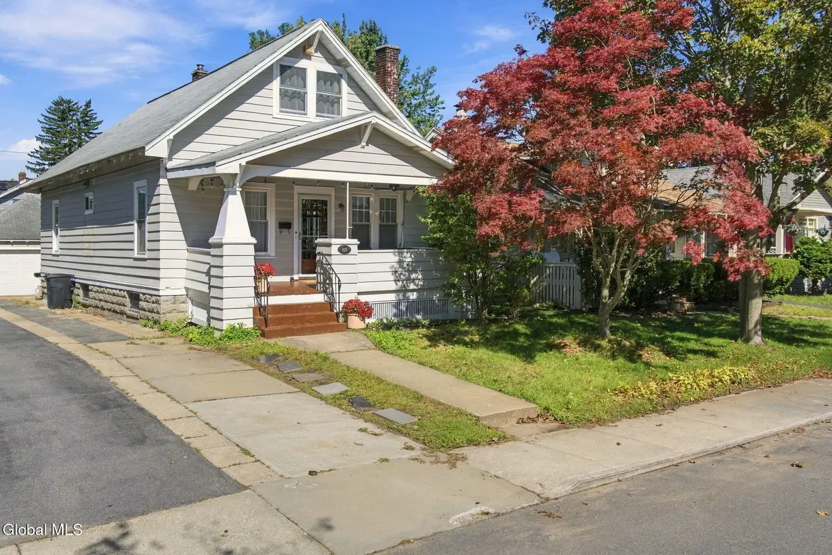 835 Pinewood Avenue, Schenectady, NY 12309 - #1