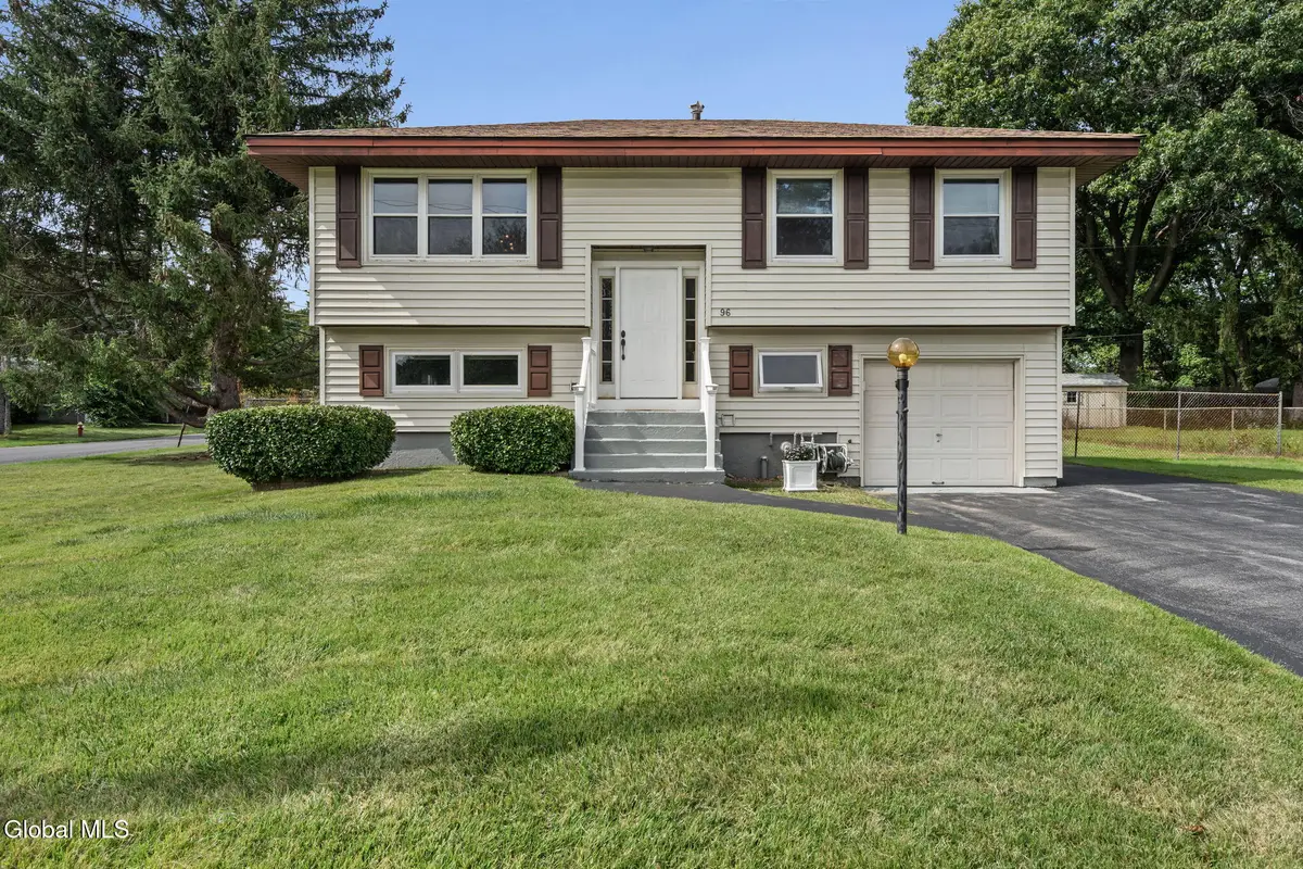 96 Wilkins Avenue, Colonie, NY 12205 - #1