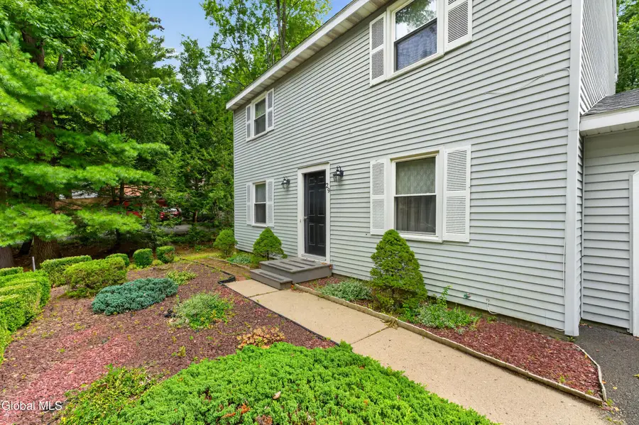 29 Barkwood Lane, Clifton Park, NY 12065 - #3
