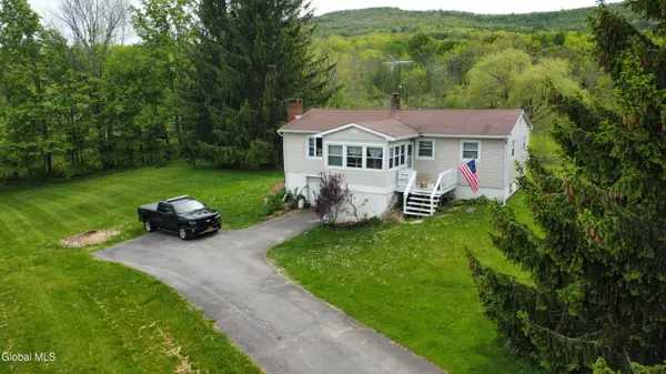 693 New York 10, Jefferson, NY 12093