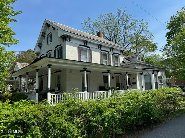 89 Bay Street, Glens Falls, NY 12801