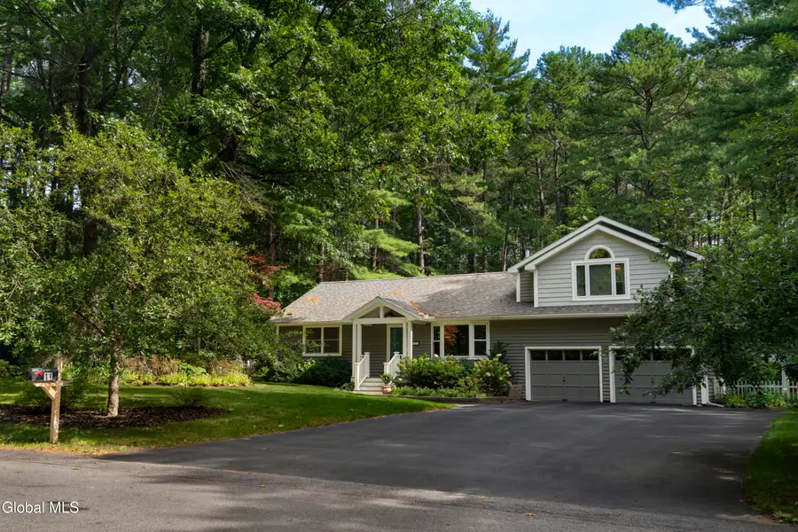 11 Hallak Drive, Ballston Spa, NY 12020 - #2
