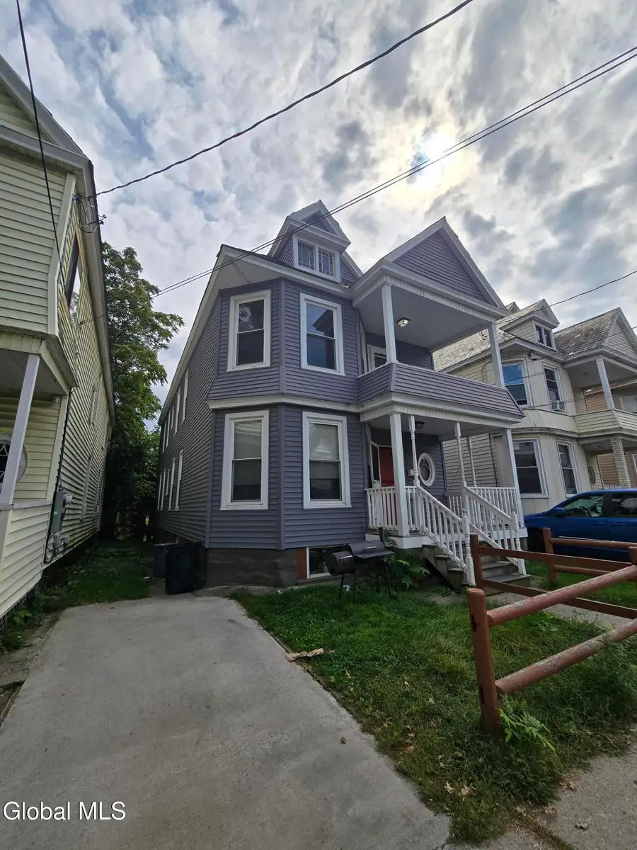 539 Summit Avenue, Schenectady, NY 12307 - #2