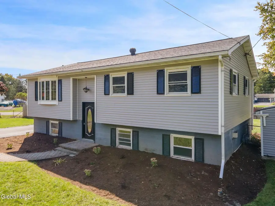186 Middletown Road, Waterford, NY 12188 - #2