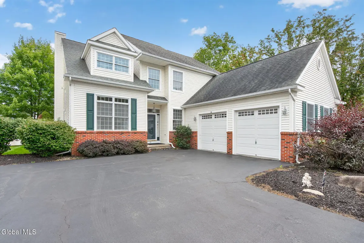 11 Whitman Common, Slingerlands, NY 12159 - #1