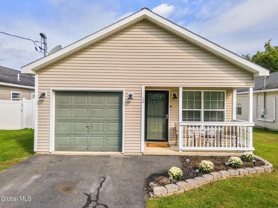 10 Rohloff Avenue, Mechanicville, NY 12118 - #2