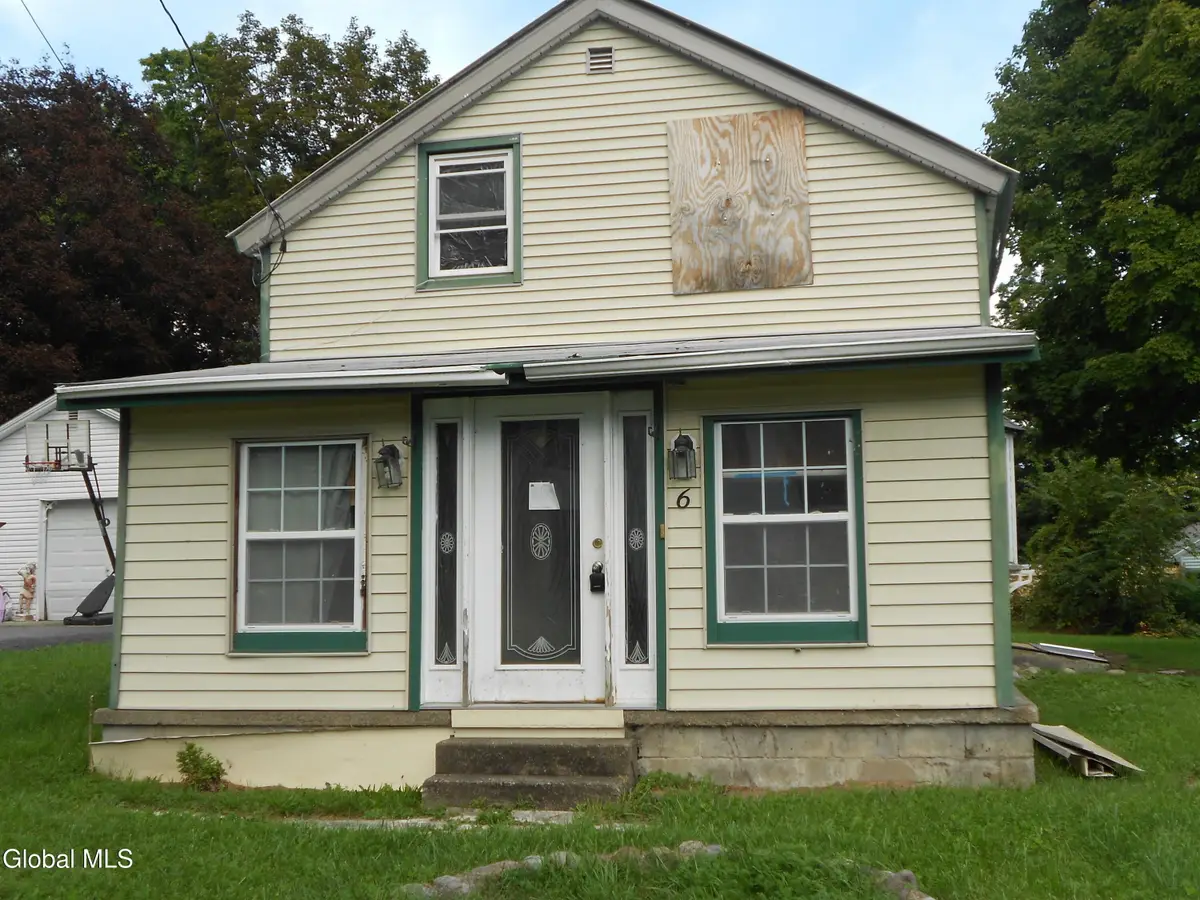 6 Center Street, Stillwater, NY 12170 - #1