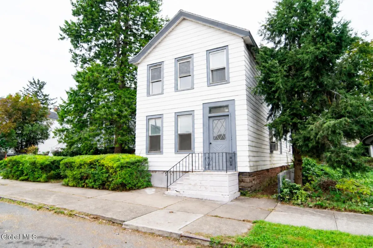 1339 3rd Avenue, Watervliet, NY 12189 - #1