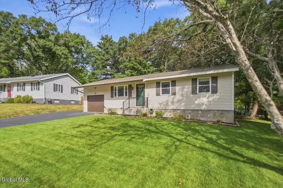 10 Curt Boulevard, Saratoga Springs, NY 12866 - #2
