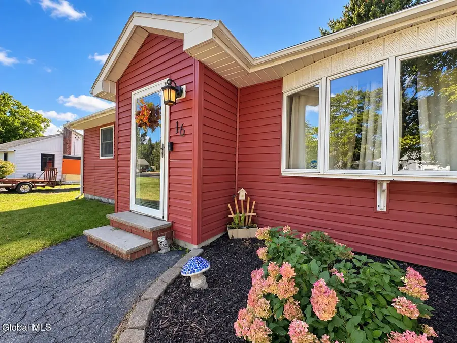 16 Carolyn Lane, Glenville, NY 12302 - #3