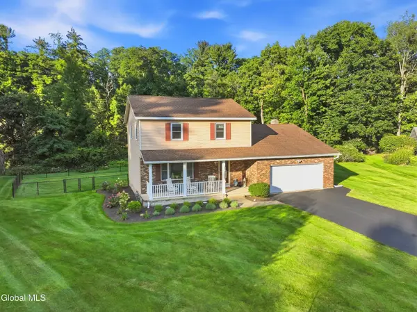 4008 Luigi Court, Guilderland, NY 12303