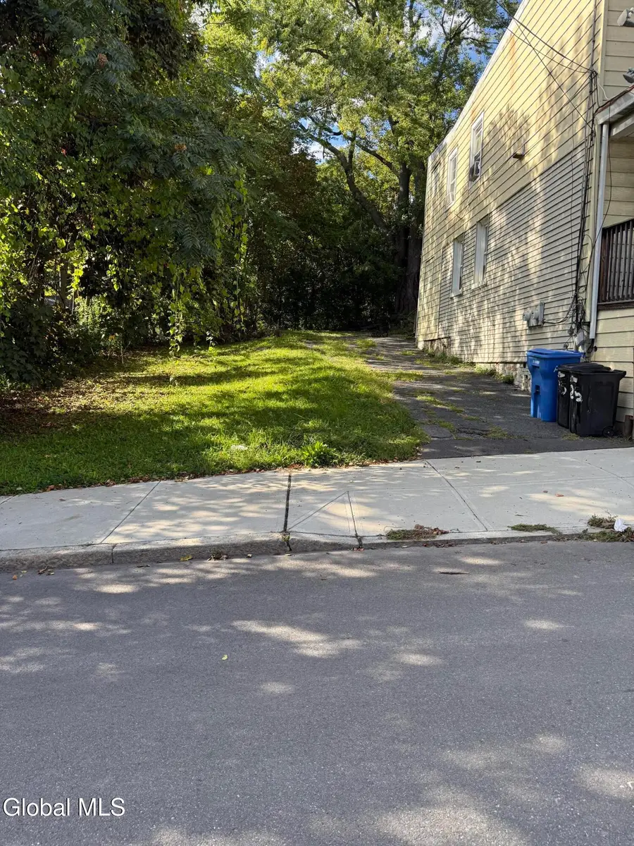 25 Benjamin Street, Albany, NY 12202 - #3