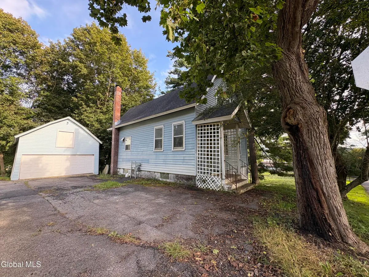 10 N Bridge Street, Fonda, NY 12068 - #1