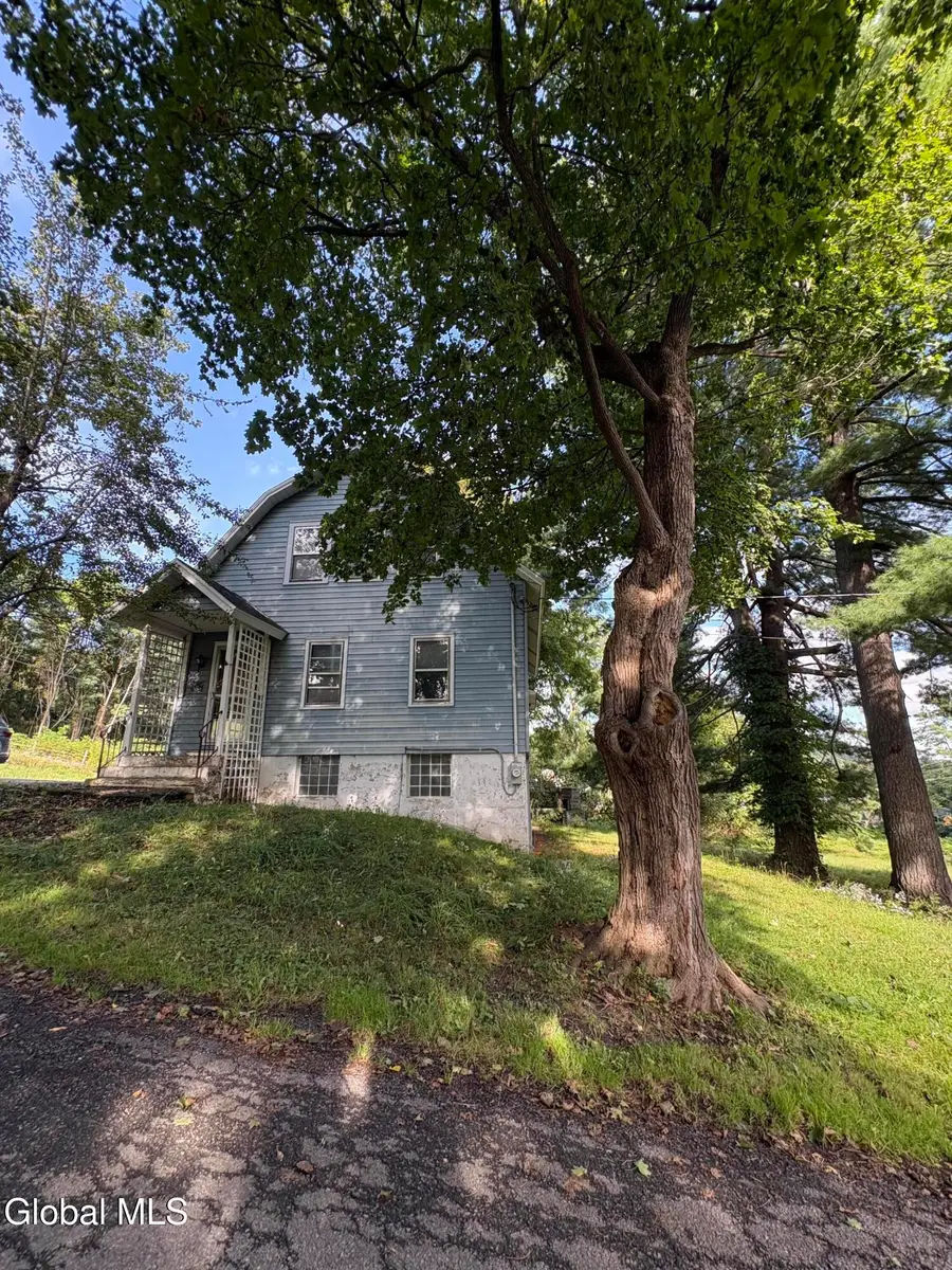 10 N Bridge Street, Fonda, NY 12068 - #2