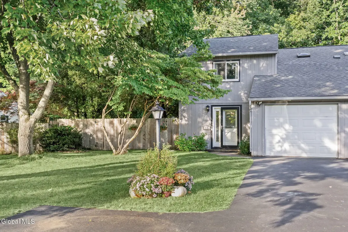 19B Woodcliffe Drive, Clifton Park, NY 12065 - #1